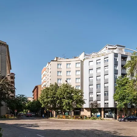 Hotel Bypillow The Bloom Girona