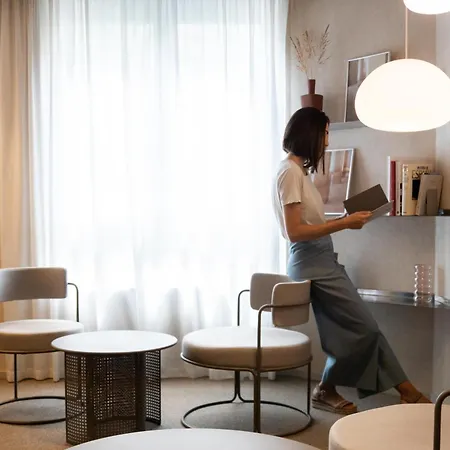 Bypillow The Bloom * Girona