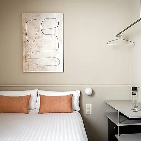 Bypillow The Bloom Hotel *