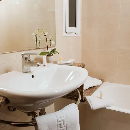 Bypillow The Bloom Girona