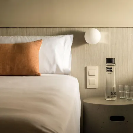 Готель Bypillow The Bloom *